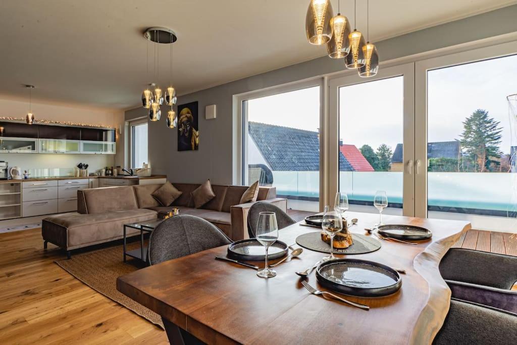 A&V Apartments Wunderschoene Penthouse Wohnung Moers Exterior foto